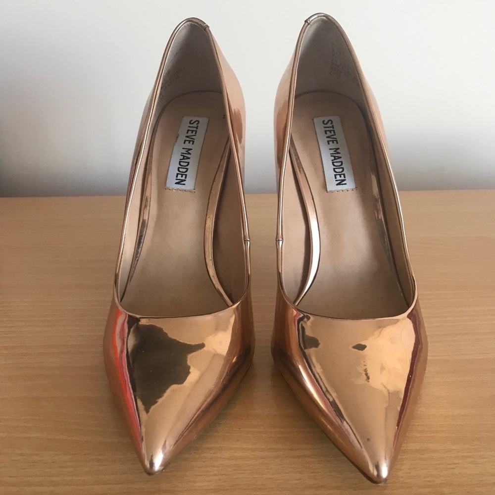 Steve madden 5,5 rose gold daisie pointy pumps
